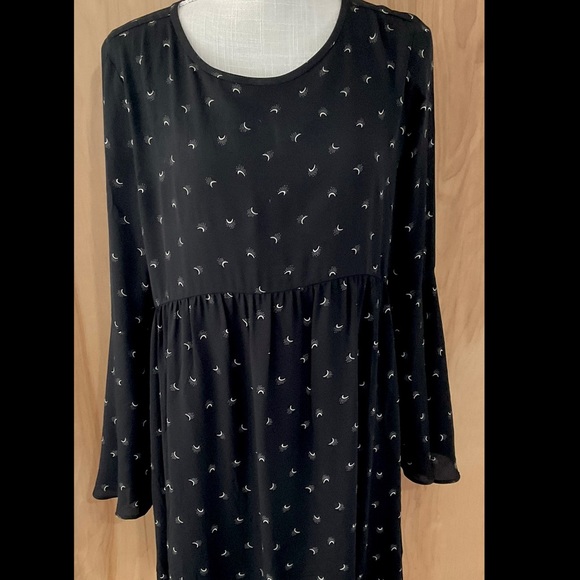 Loft Babydoll Dress - EUC - Picture 2 of 4